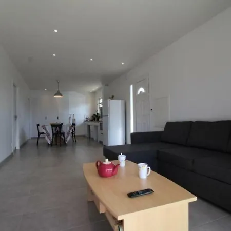 Vakantiehuis House Portugaina 2 *